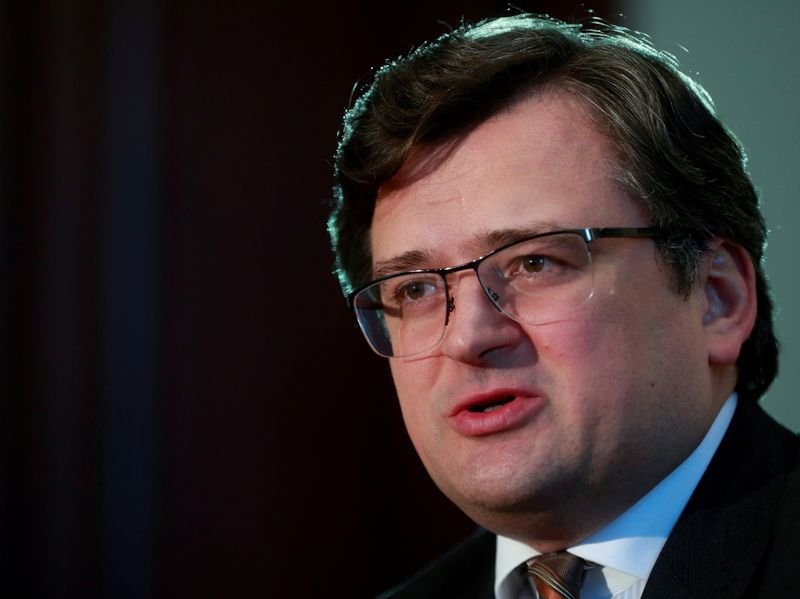 Ucrânia alerta Rússia que qualquer ataque custaria caro Ucrânia alerta Rússia que qualquer ataque custaria caro