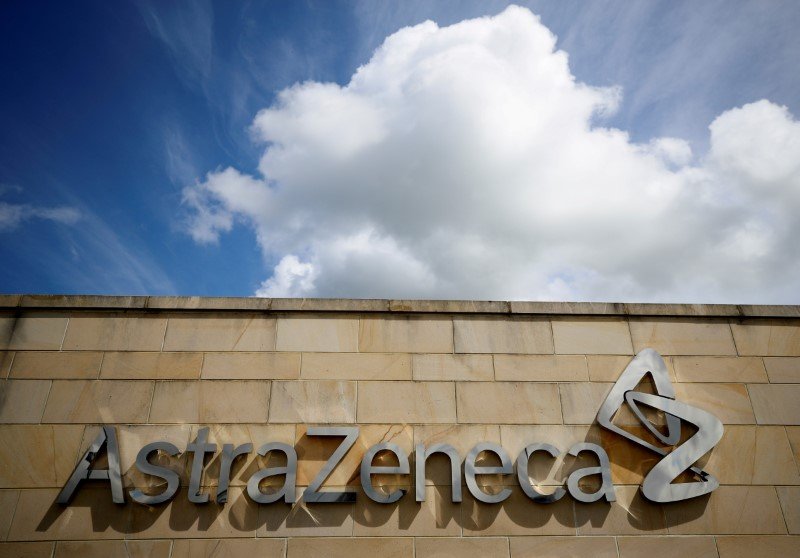 AstraZeneca diz que UE perdeu batalha legal por mais vacinas até fim de junho AstraZeneca diz que UE perdeu batalha legal por mais vacinas até fim de junho