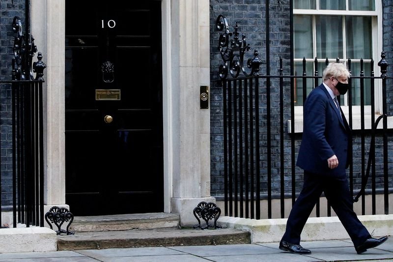 Partido Trabalhista britânico abre 10 pontos sobre conservadores, de Johnson, em pesquisa Partido Trabalhista britânico abre 10 pontos sobre conservadores, de Johnson, em pesquisa