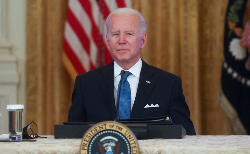 Biden reafirma apoio dos EUA à Ucrânia em conversa com Zelenskiy Biden reafirma apoio dos EUA à Ucrânia em conversa com Zelenskiy