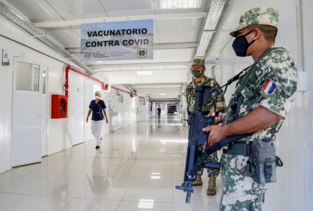 Paraguai suspende medidas sanitárias exceto uso de máscaras
