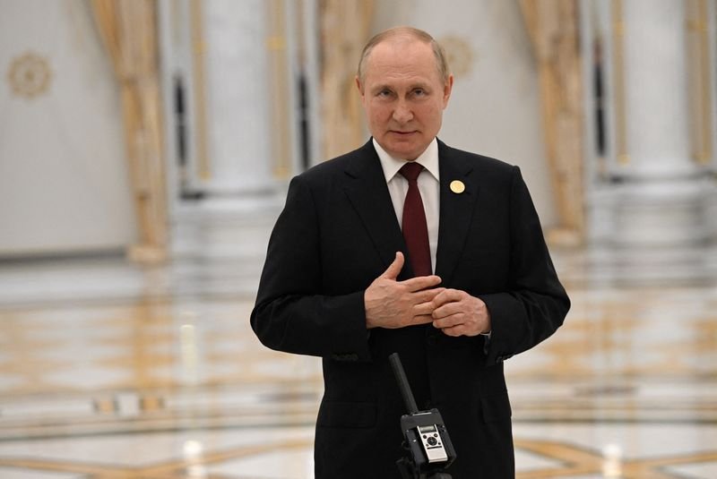 Putin rejeita alegação de Johnson de que uma mulher não teria invadido Ucrânia Putin rejeita alegação de Johnson de que uma mulher não teria invadido Ucrânia