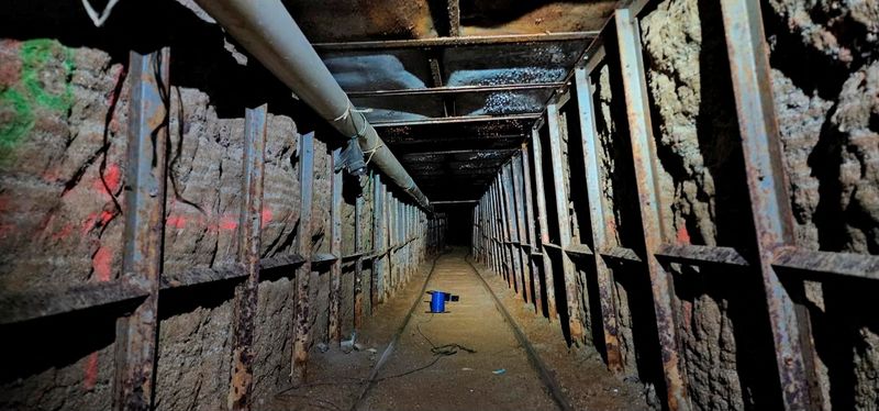 Autoridades descobrem túnel do narcotráfico na fronteira EUA-México